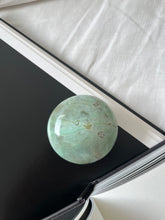 Load image into Gallery viewer, XL Green Moonstone Palm 013
