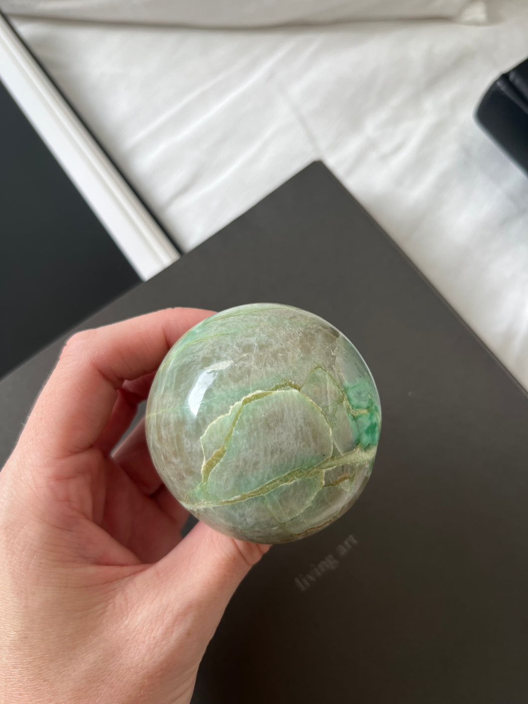 XL Green Moonstone Palm 012