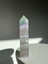 Load image into Gallery viewer, Lavender Fluorite 001
