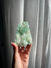 Load image into Gallery viewer, Green Apophyllite with Heulandite
