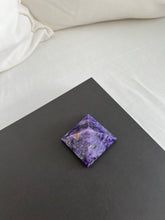 Load image into Gallery viewer, Charoite Pyramid 001
